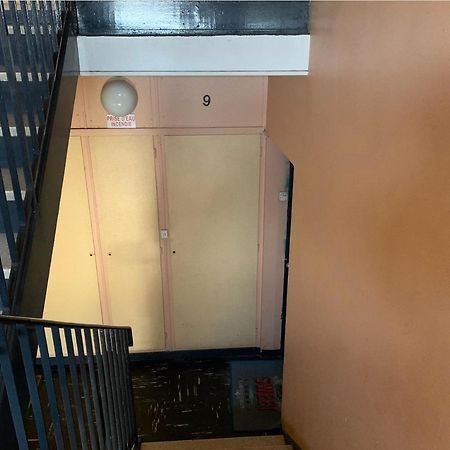 Une Chambre Simple Confortable Avec Acces Direct Aeroport D'Orly Exteriör bild