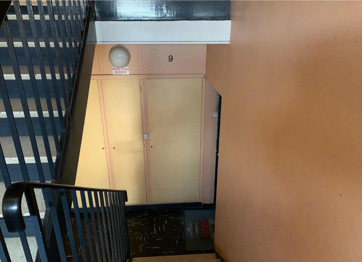 Une Chambre Simple Confortable Avec Acces Direct Aeroport D'Orly Exteriör bild