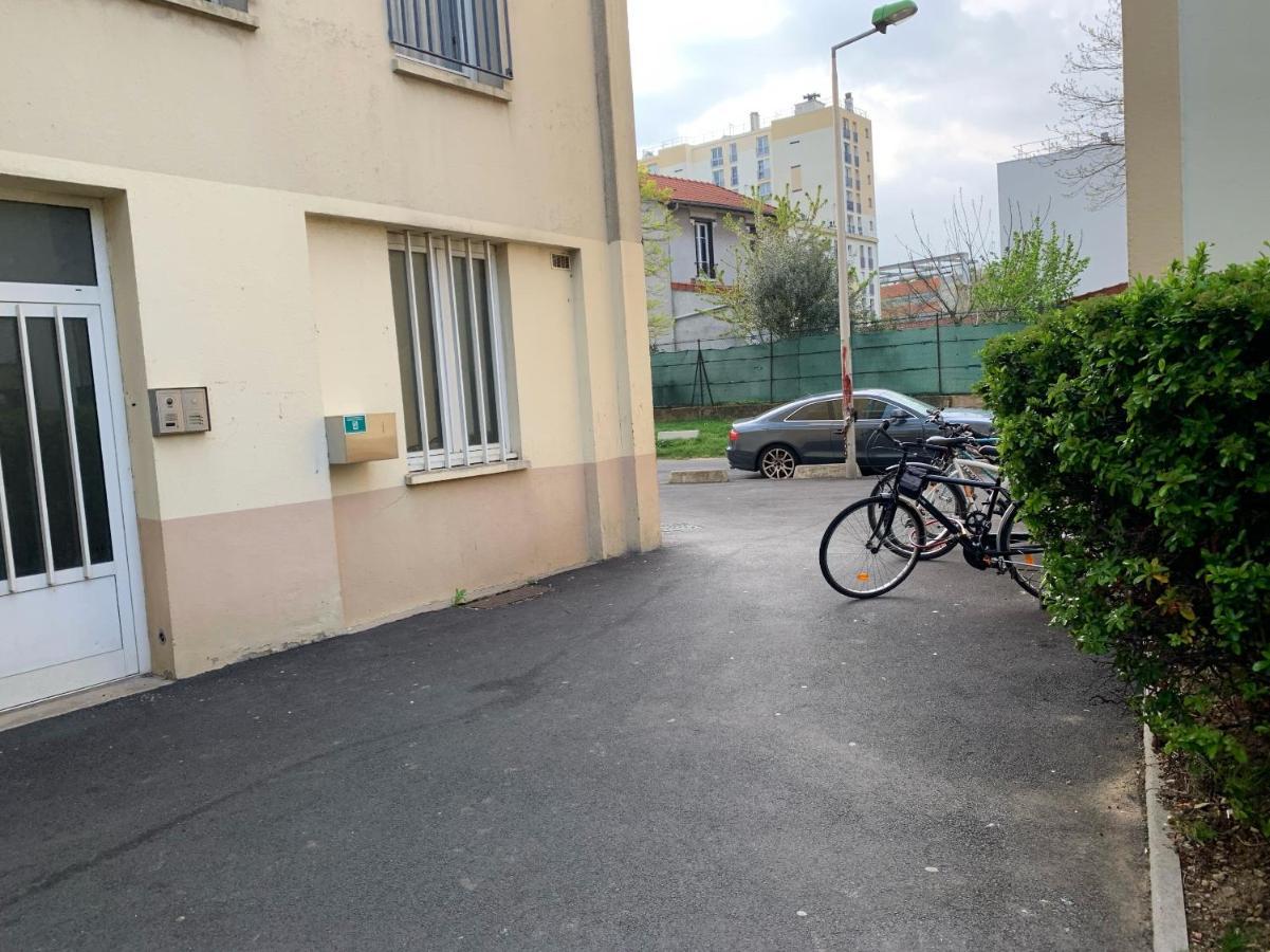Une Chambre Simple Confortable Avec Acces Direct Aeroport D'Orly Exteriör bild